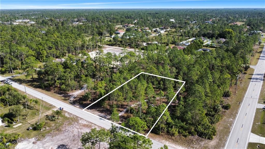 1002 Cortez AVE LEHIGH ACRES, FL 33972