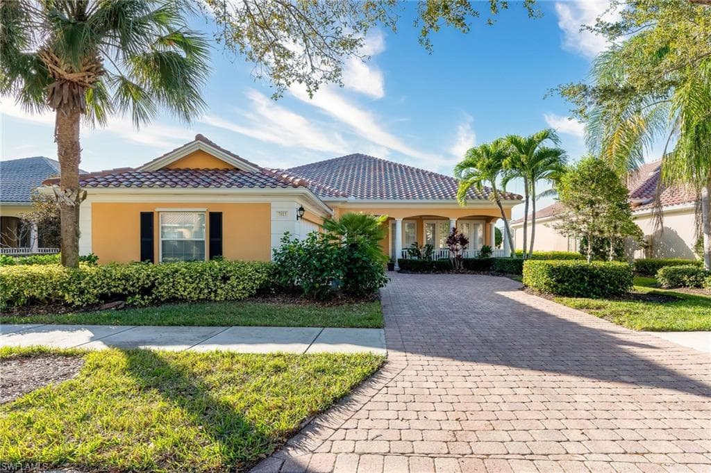 7013 Leopardi CT NAPLES, FL 34114