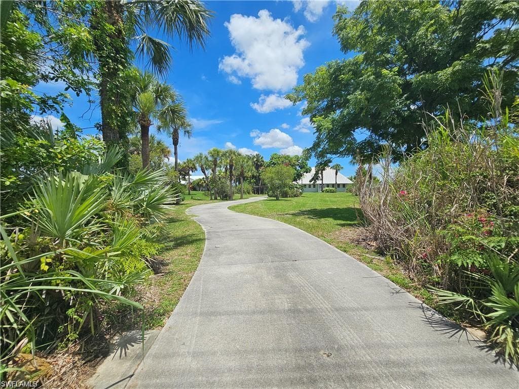 4942 Fort Denaud RD FORT DENAUD, FL 33935