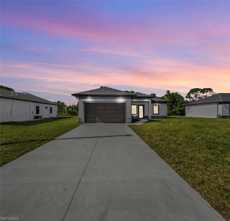 762 Bianca AVE S LEHIGH ACRES, FL 33974
