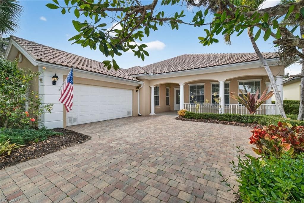 28330 Moray DR BONITA SPRINGS, FL 34135