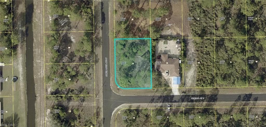 1133 Venetia ST LEHIGH ACRES, FL 33974