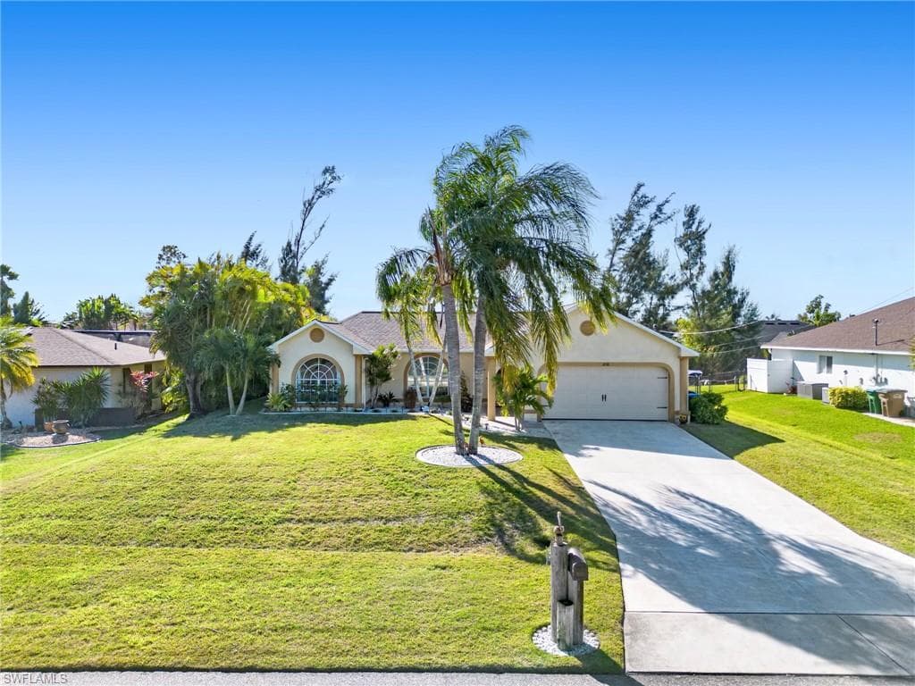 836 SW 23rd ST CAPE CORAL, FL 33991