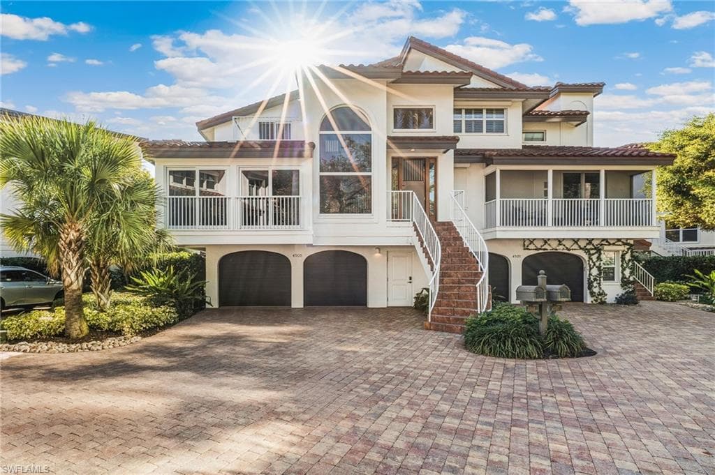 4705 Villa Mare LN NAPLES, FL 34103
