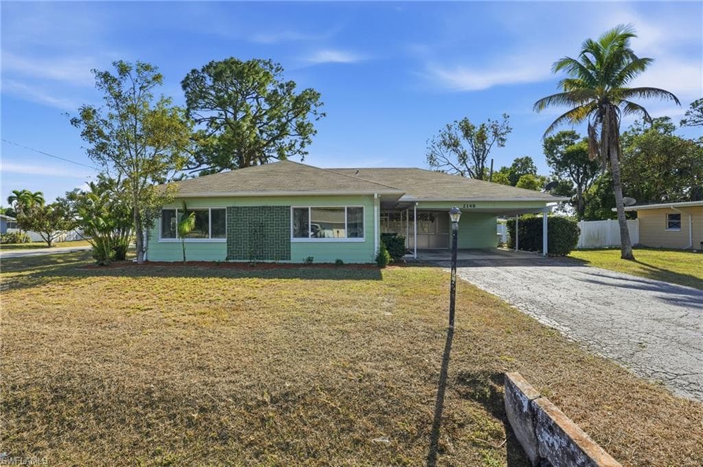 2148 Dover AVE FORT MYERS, FL 33907