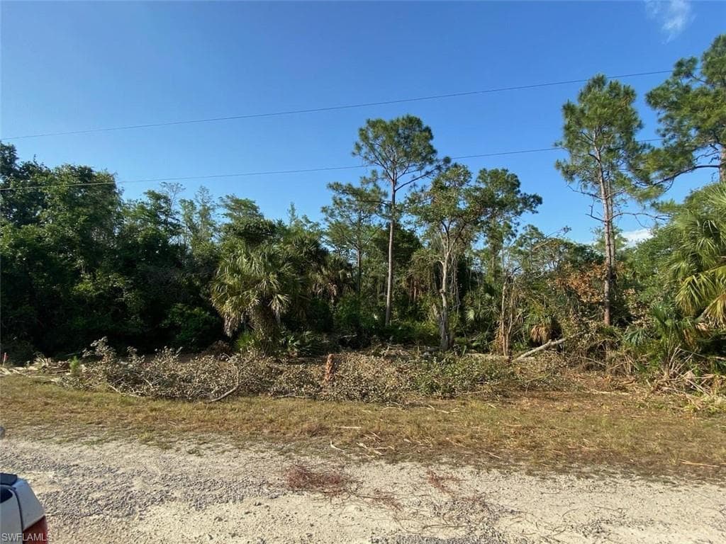 267 Woodburn DR LEHIGH ACRES, FL 33972