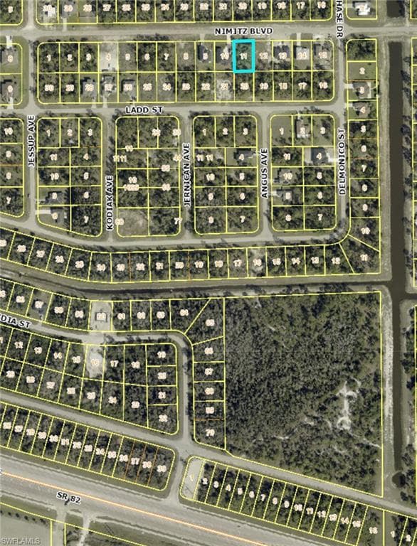 664 Nimitz BLVD LEHIGH ACRES, FL 33974