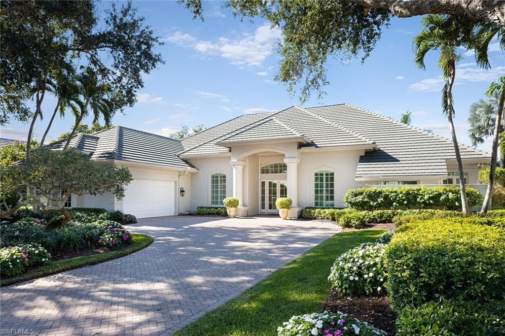 6975 Greentree DR NAPLES, FL 34108