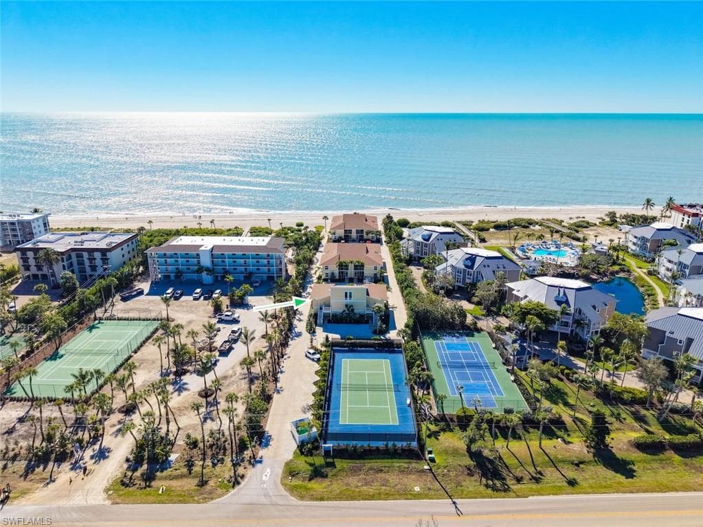 2321 W Gulf DR 3D SANIBEL, FL 33957