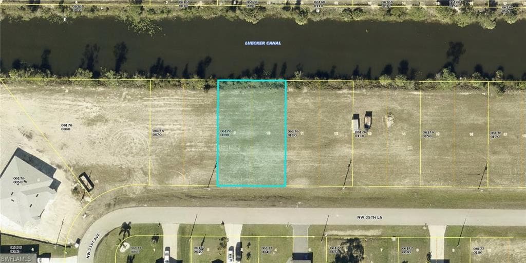 2933 NW 25th LN CAPE CORAL, FL 33993