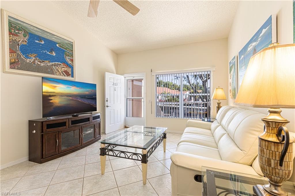 3971 Leeward Passage CT 203 BONITA SPRINGS, FL 34134