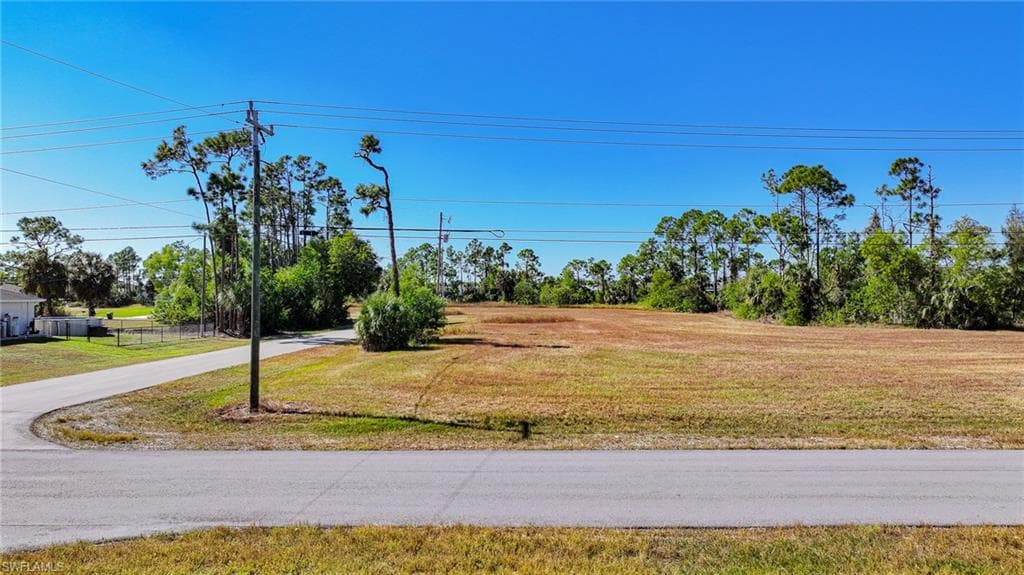 4132 Garden BLVD CAPE CORAL, FL 33909
