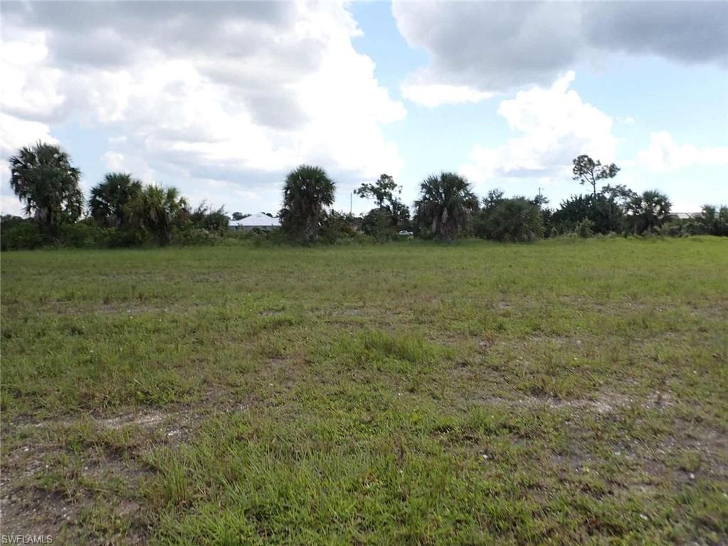 3018 Van Buren PKWY CAPE CORAL, FL 33993