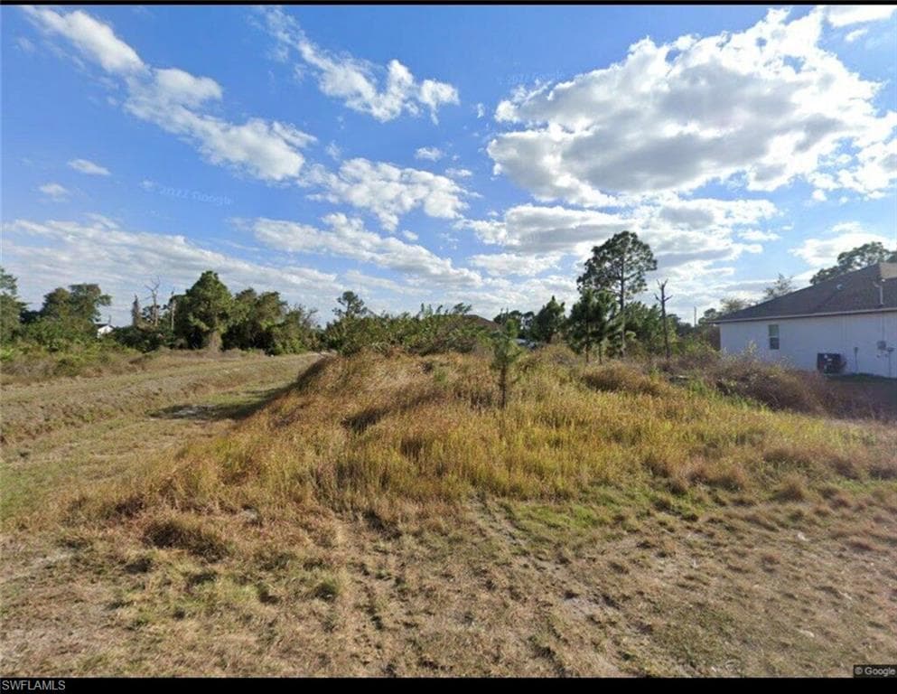3201 10th ST SW LEHIGH ACRES, FL 33976