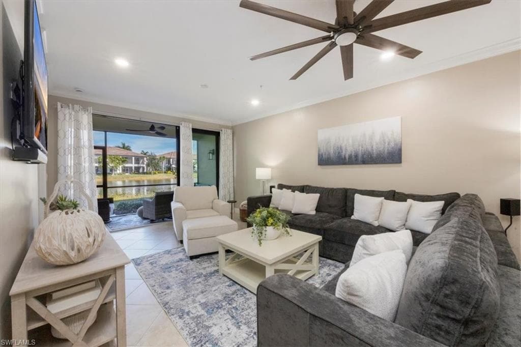 15114 Palmer Lake CIR 104 NAPLES, FL 34109