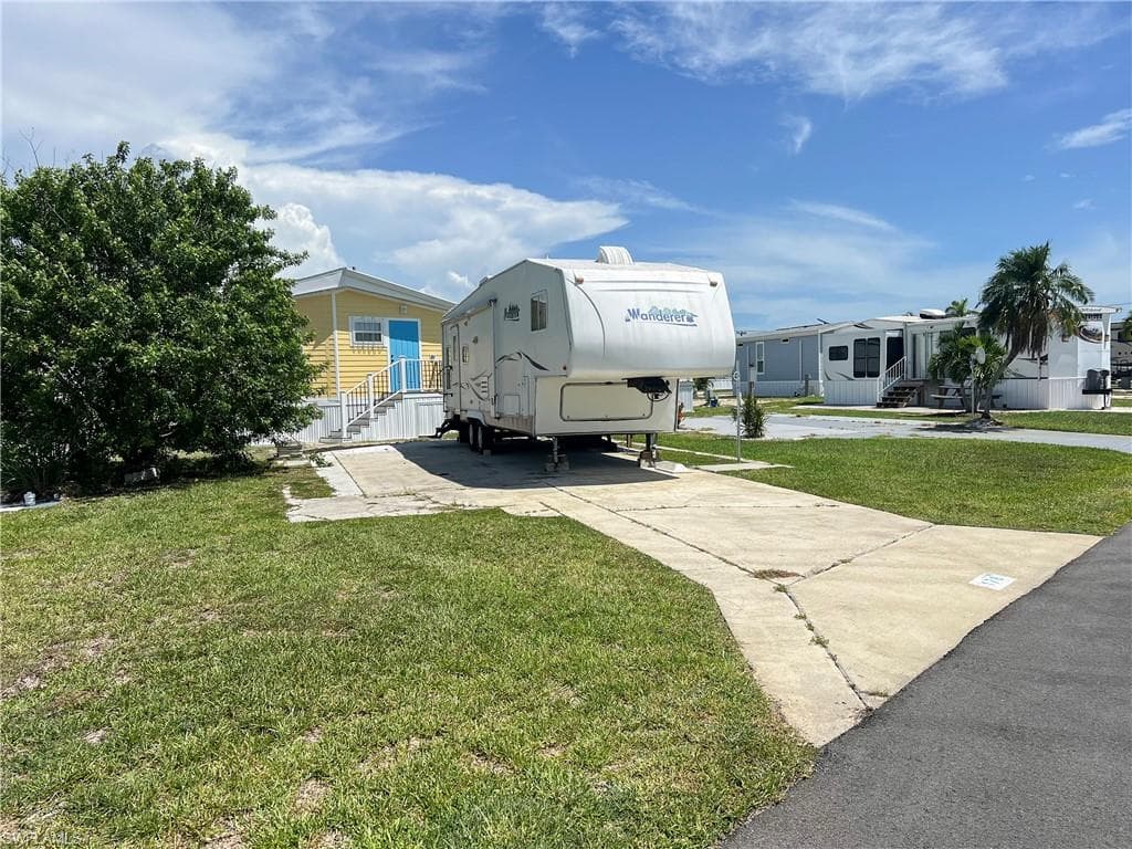 19681 Summerlin #178 RD FORT MYERS, FL 33908