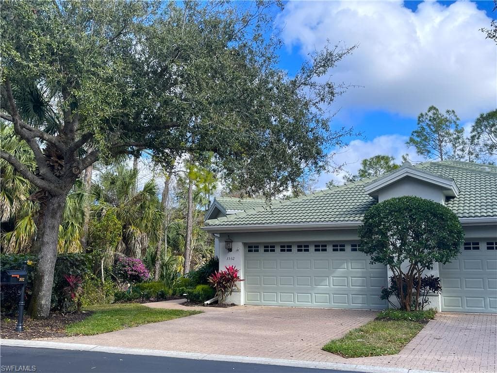 3532 Periwinkle WAY 1-1 NAPLES, FL 34114