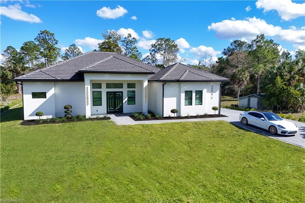 2546 4th ST NW NAPLES, FL 34120
