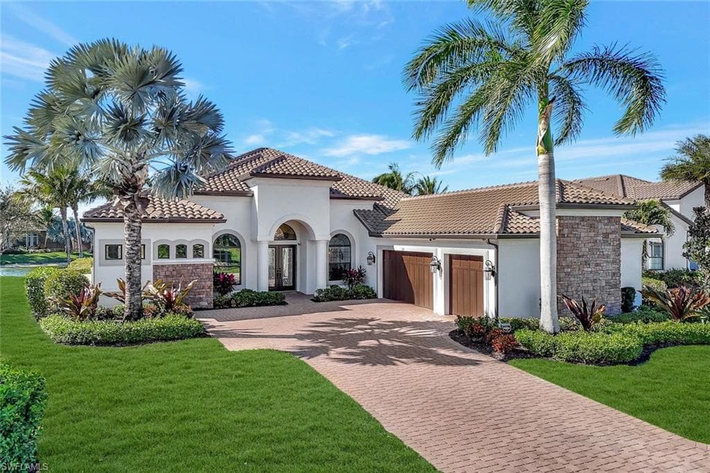 3181 Olympia LN NAPLES, FL 34114
