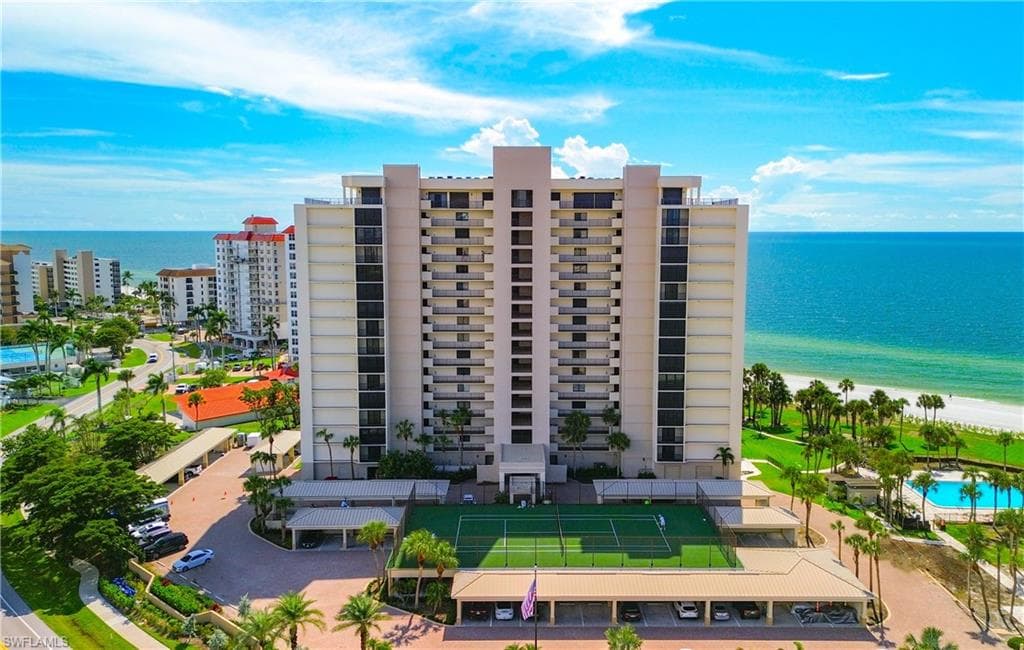 10851 Gulf Shore DR 1004 NAPLES, FL 34108