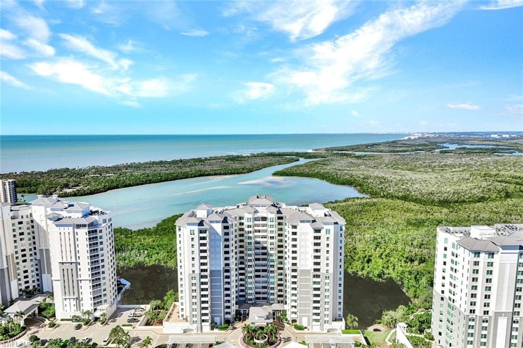 285 Grande WAY 1601 NAPLES, FL 34110