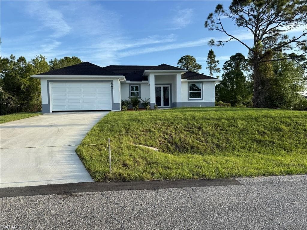 2906 18th ST SW LEHIGH ACRES, FL 33976