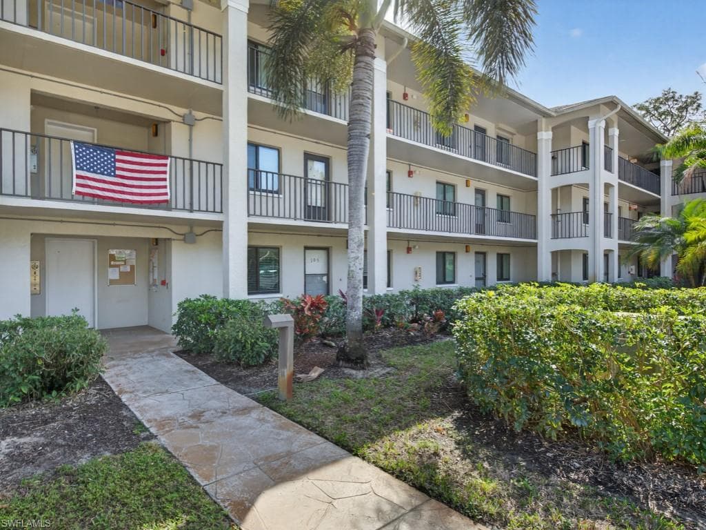 5792 Deauville CIR A207 NAPLES, FL 34112