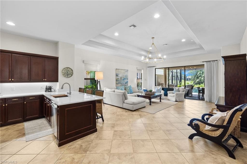 7591 MOORGATE POINT WAY NAPLES, FL 34113