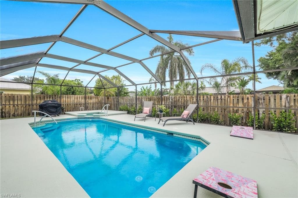 45 Wickliffe DR NAPLES, FL 34110