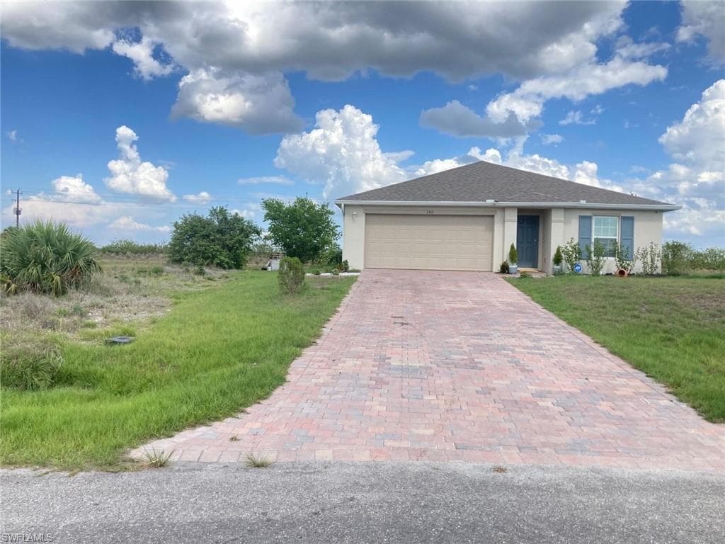 142 Plantation DR LABELLE, FL 33935
