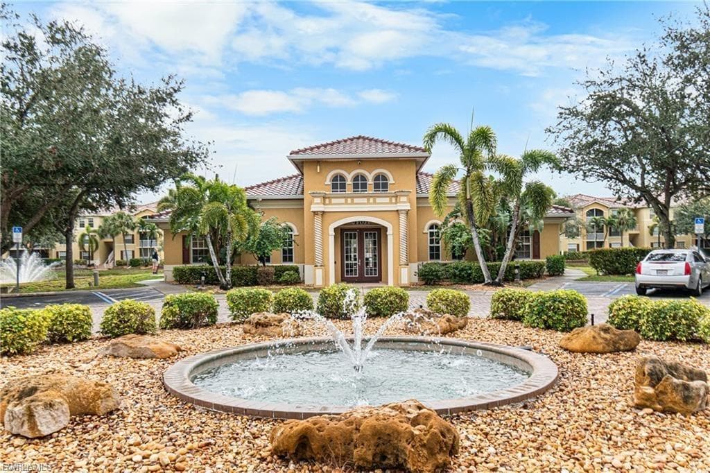4122 Residence DR 112 FORT MYERS, FL 33901