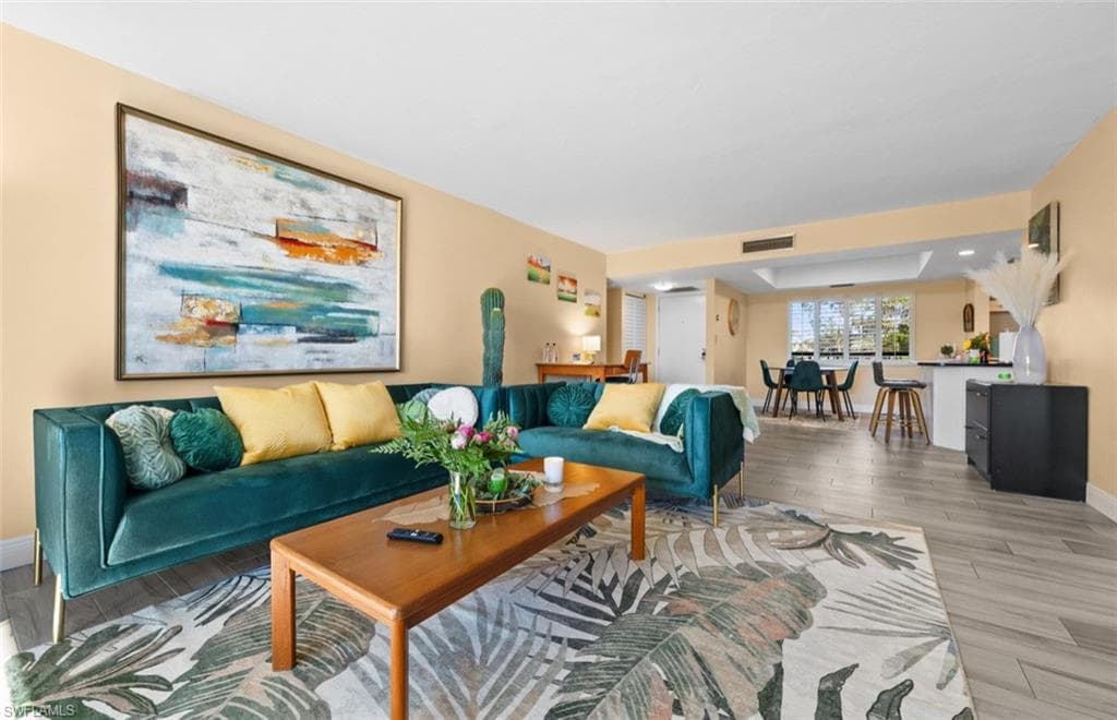 413 Augusta BLVD 302 NAPLES, FL 34113
