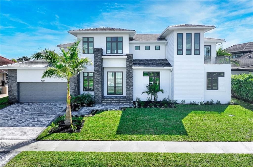 1071 Dana CT MARCO ISLAND, FL 34145