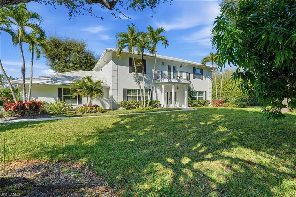7395 Stonegate DR NAPLES, FL 34109