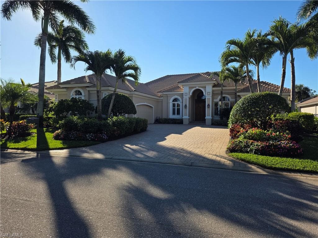 22321 Banyan Hideaway DR