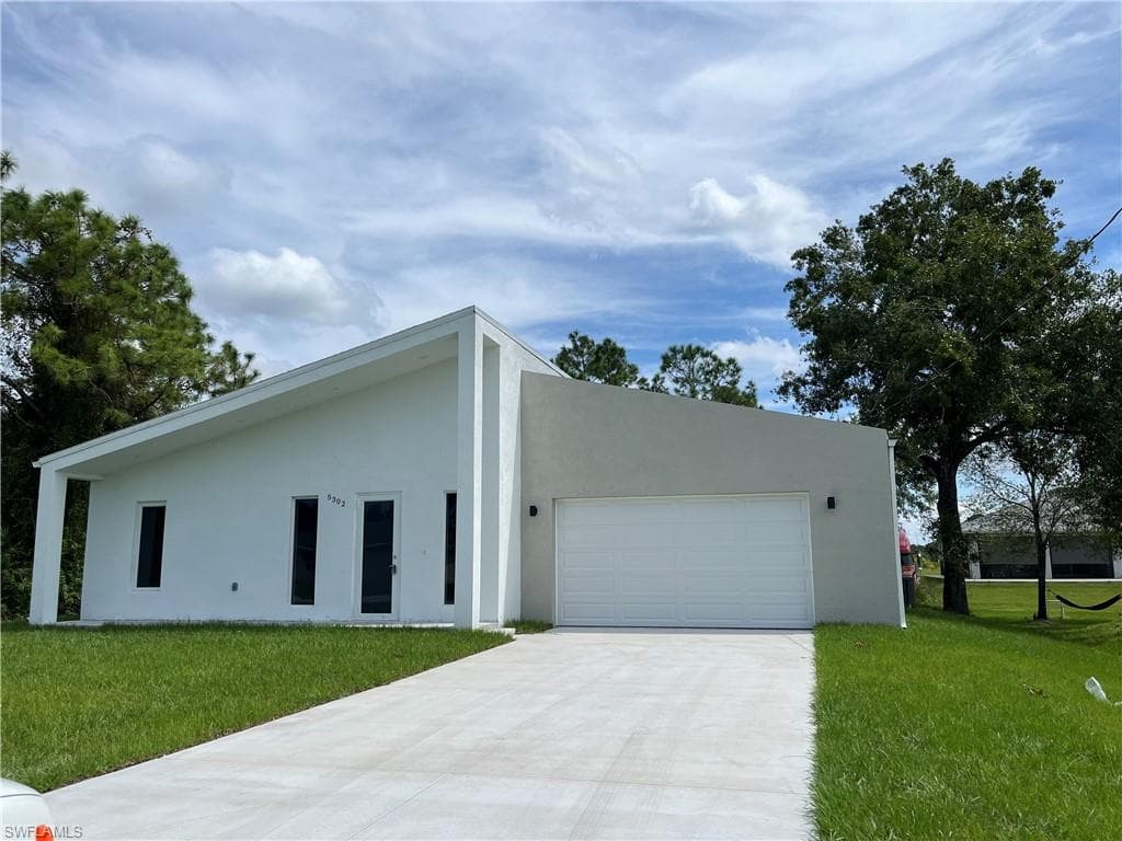5302 Anita AVE N LEHIGH ACRES, FL 33971