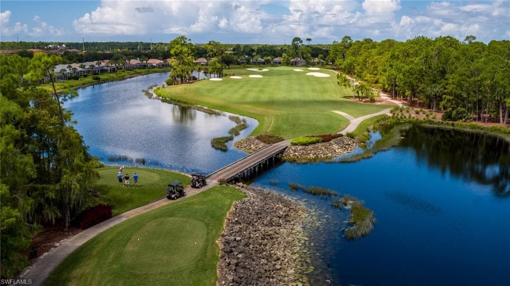 8281 Gleneagle WAY NAPLES, FL 34120