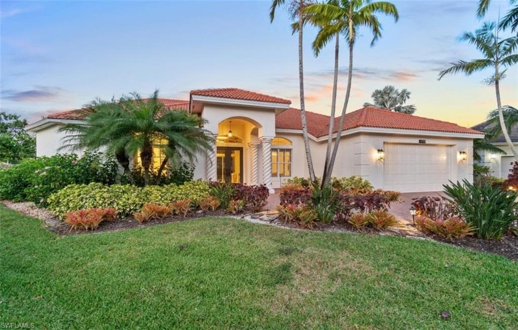4785 Kittiwake CT NAPLES, FL 34119