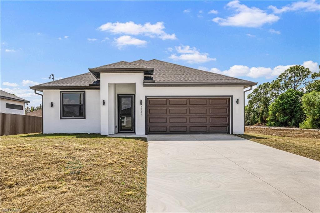 3813 25th ST SW LEHIGH ACRES, FL 33976