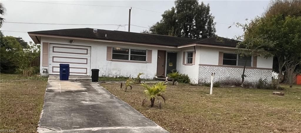 4958 Howard ST FORT MYERS, FL 33905