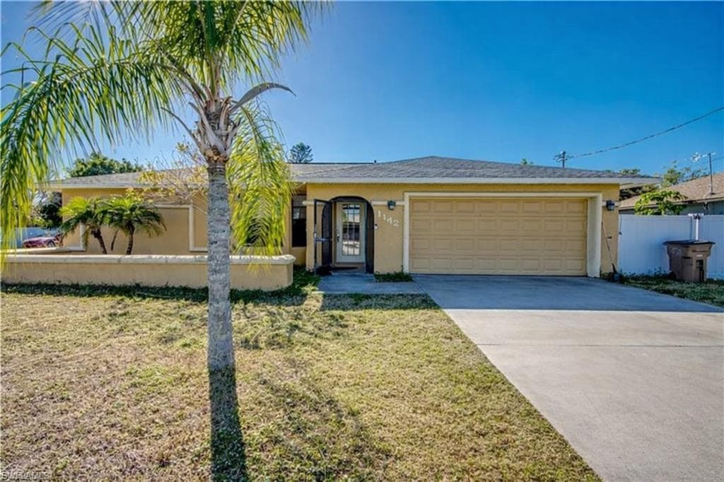 1142 SE 19th TER CAPE CORAL, FL 33990