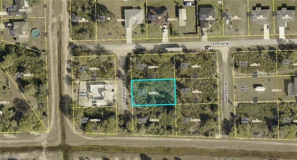 4628 Laura AVE N LEHIGH ACRES, FL 33971