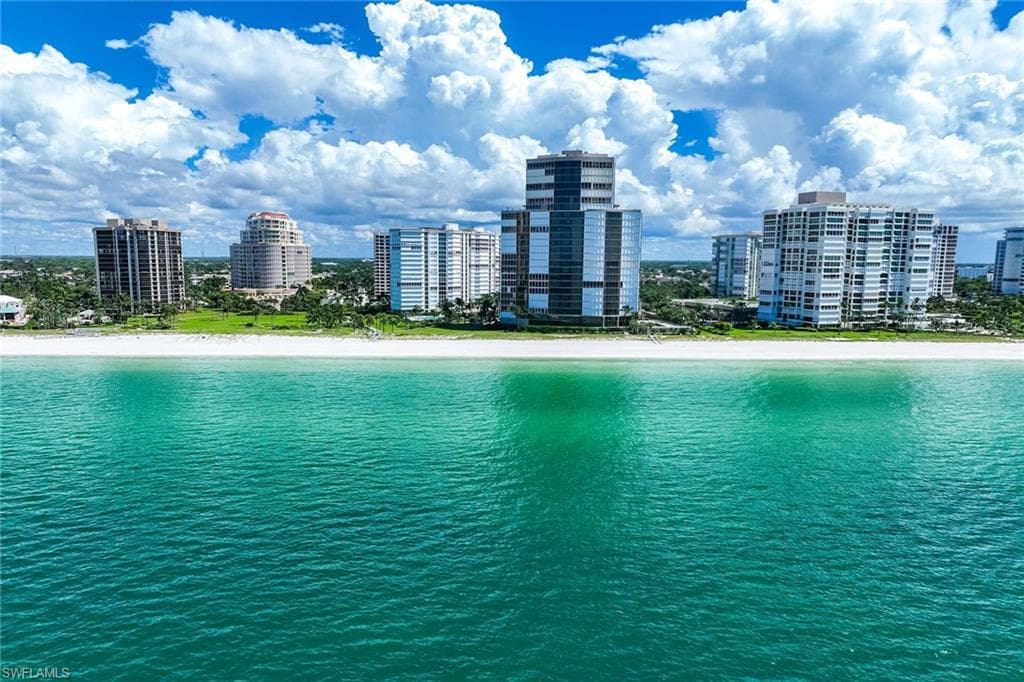 4401 Gulf Shore BLVD N C-804 NAPLES, FL 34103