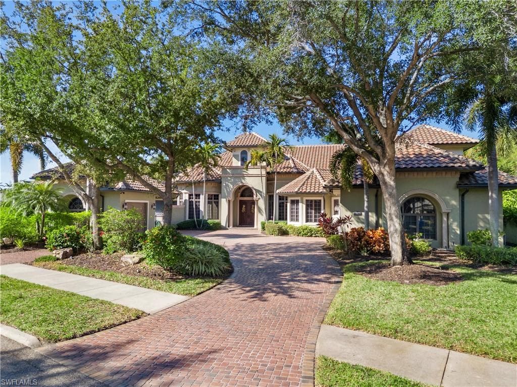 1265 Canterbury DR FORT MYERS, FL 33901