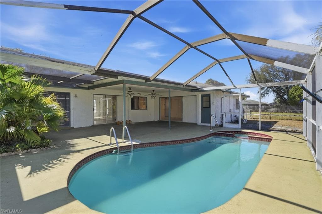 1815 15th TER CAPE CORAL, FL 33990