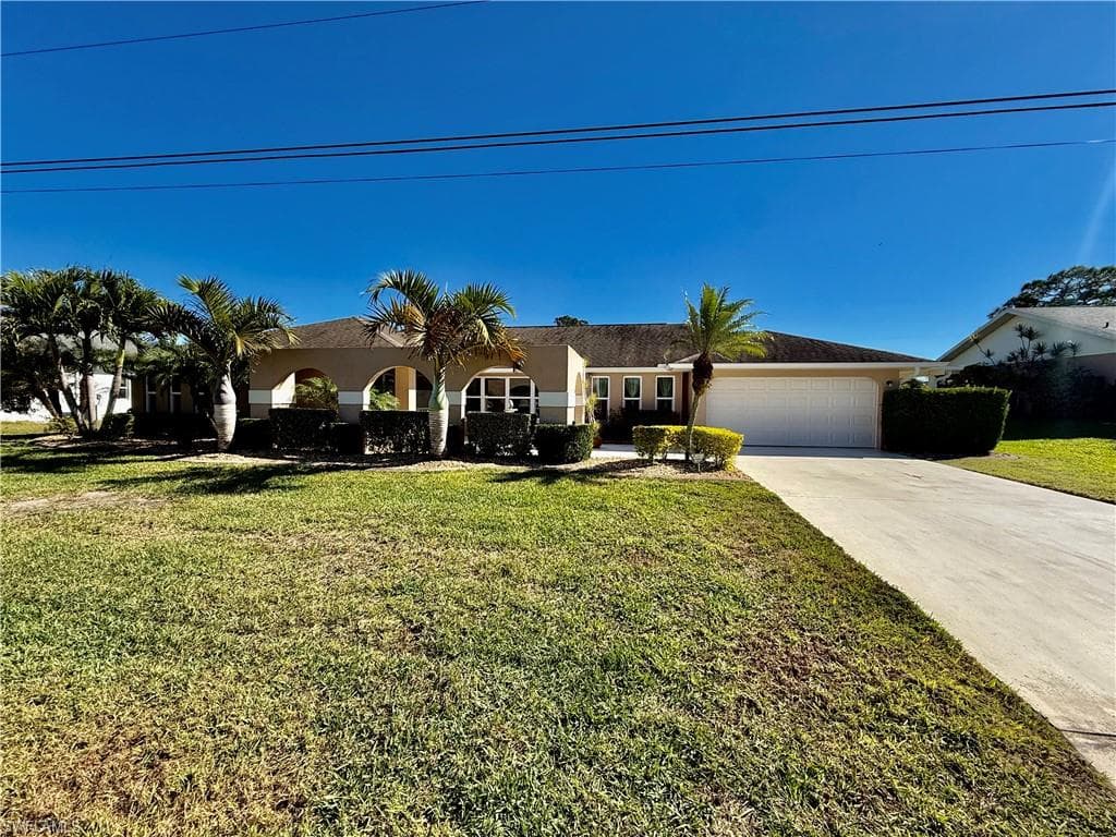 70 Ortona ST LEHIGH ACRES, FL 33936