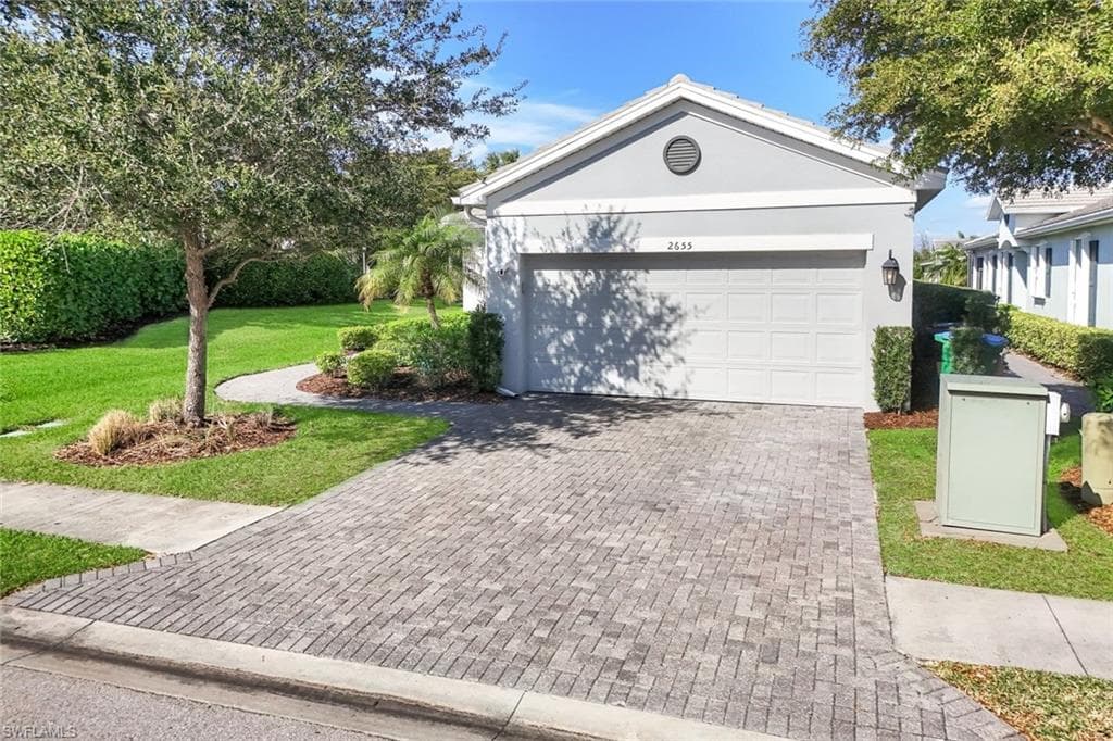 2655 Vareo CT CAPE CORAL, FL 33991