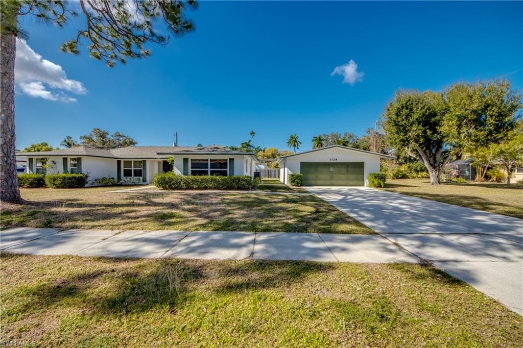 3728 Deleon ST FORT MYERS, FL 33901