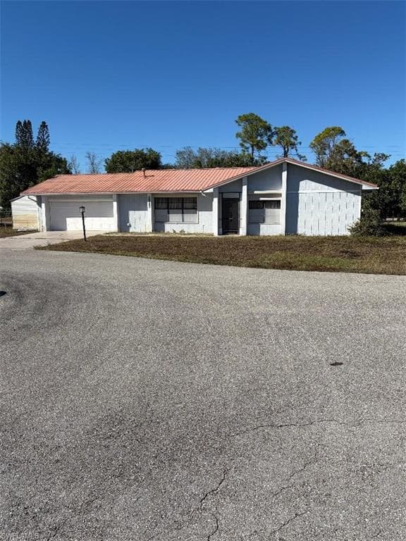 19383 Orchidtree CT LEHIGH ACRES, FL 33936
