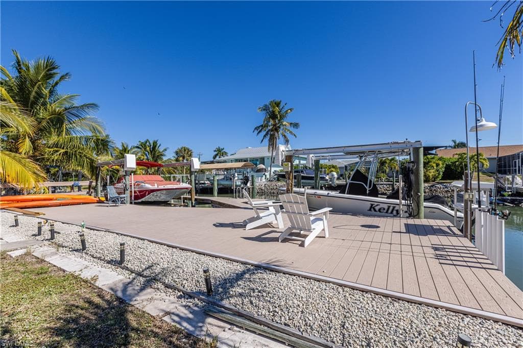 403 Grenada AVE NAPLES, FL 34113